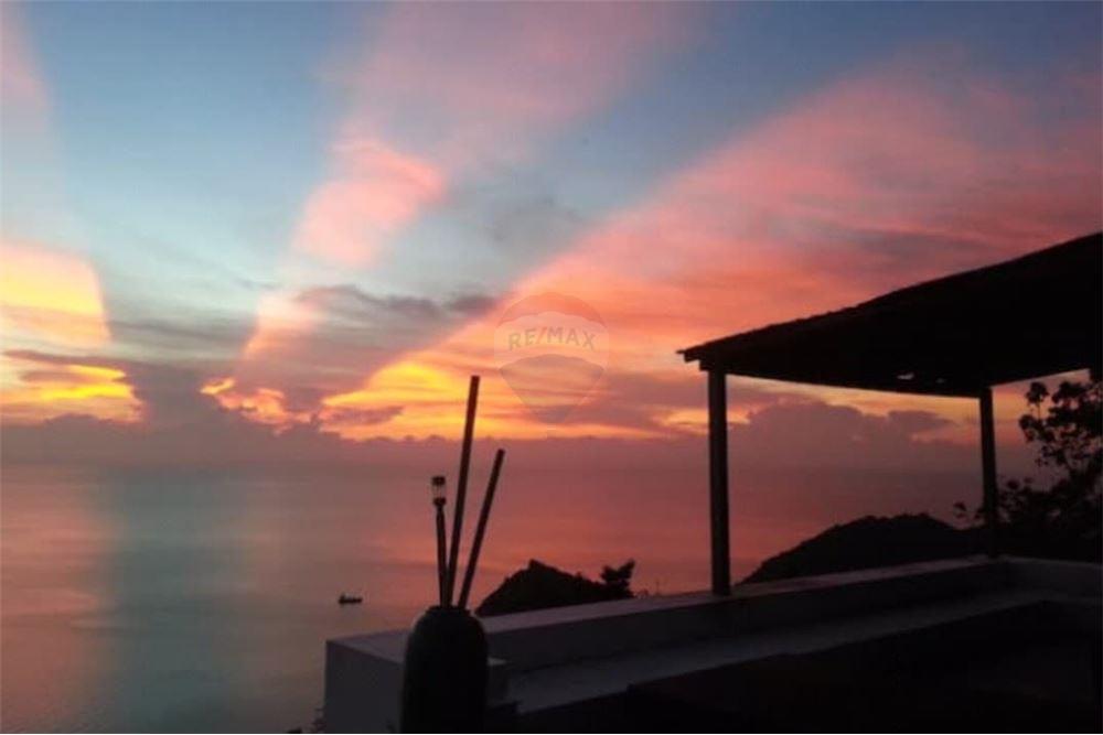 Laem Tien Koh Tao house for sale holiday condo for rent 